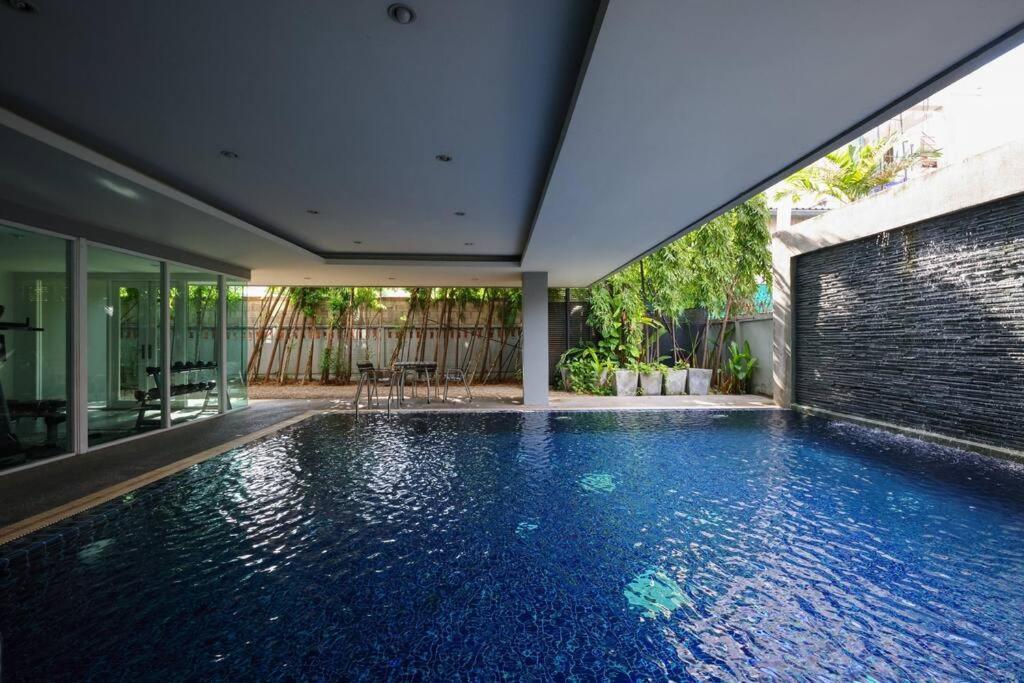 Luxury Living In Heart Of Nimman Lägenhet Chiang Mai Exteriör bild