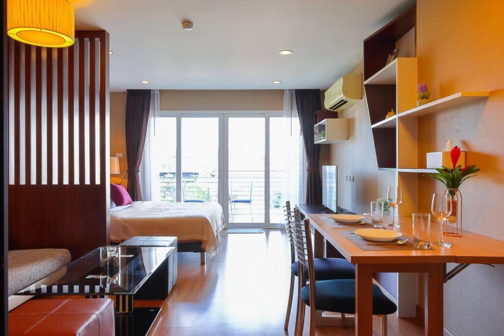 Luxury Living In Heart Of Nimman Lägenhet Chiang Mai Exteriör bild